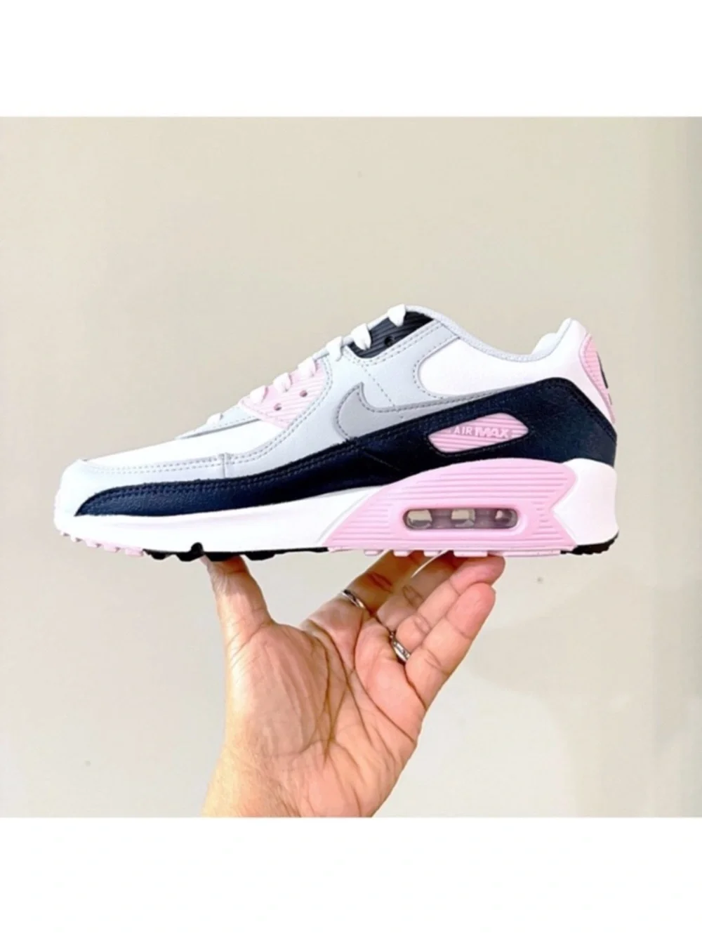 Nike Air Max 90 LTR Sneakers Size 7Y/ 8.5 Women